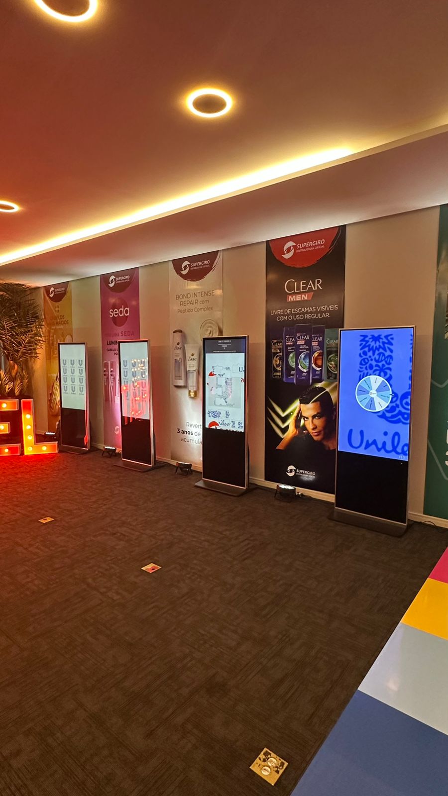 Gamificação Presencial, Painel de LED, Touch Screen, Totem e TVs Interativas, Interação para Feiras, Locação de Totem Touch Screen, Gamificação, Jogos Interativos, Jogo da Memória, Quiz, São Paulo, Santos, 2026
